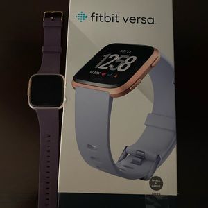 Fitbit versa rose gold